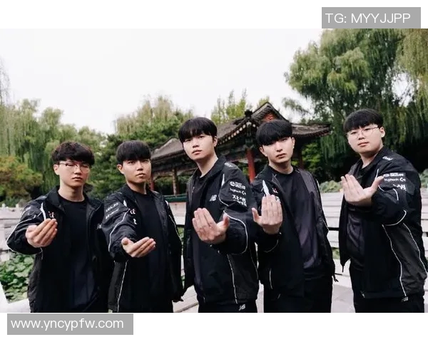 T1战队冲击冠军之路揭秘团队默契与策略的完美结合 T1战队冲击冠军之路揭秘团队默契与策略的完美结合